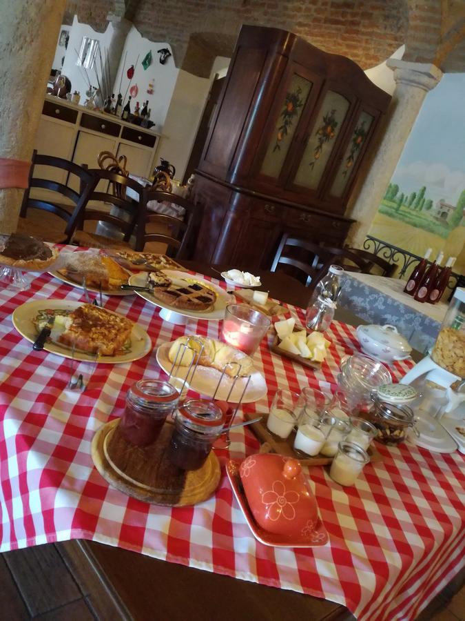 Agriturismo La Fattoria Del Boschetto Fontanellato Bagian luar foto