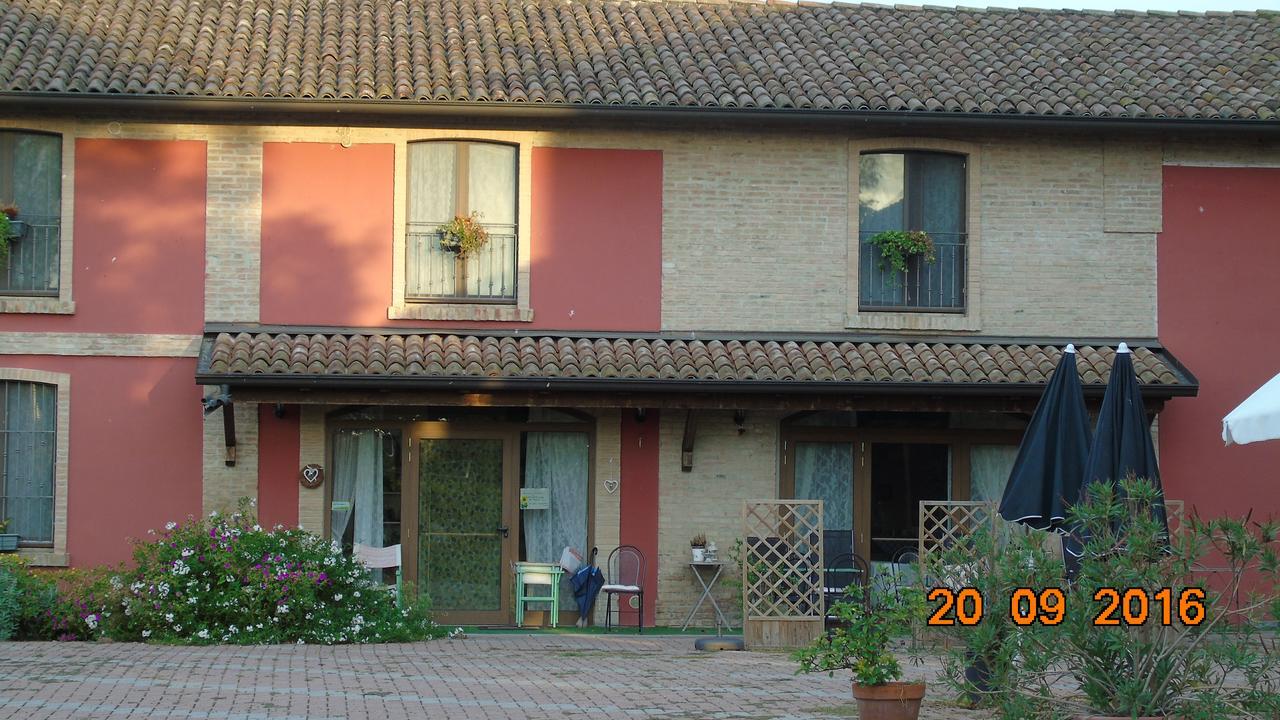 Agriturismo La Fattoria Del Boschetto Fontanellato Bagian luar foto